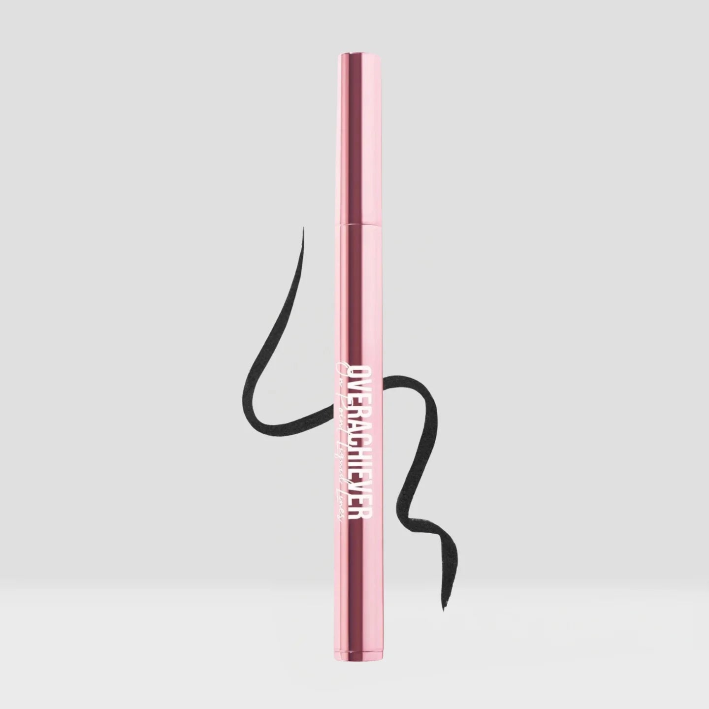 OVERACHIVER - Delineador Líquido En Pluma - On Point Liquid Liner| Beauty Creations