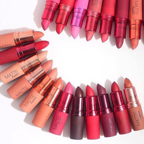 LABIAL EN BARRA - BEAUTY CREATIONS